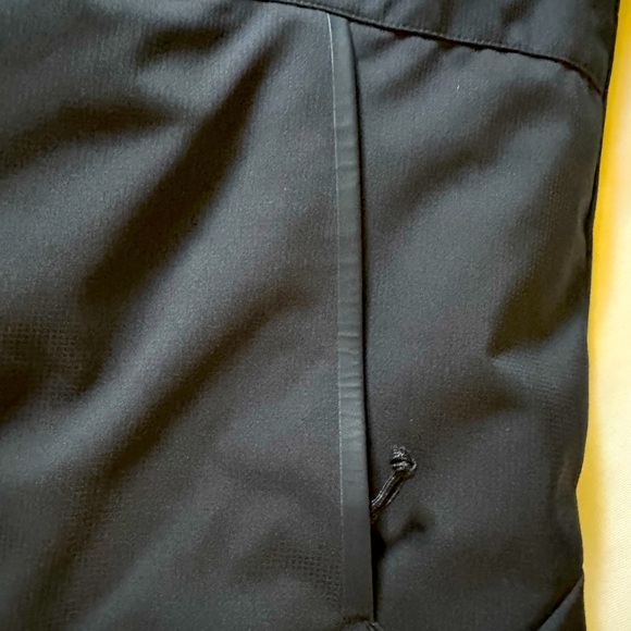 Brand: Champions, size: XL, black jacket, with hood, zipper. - Picture 5 of 13